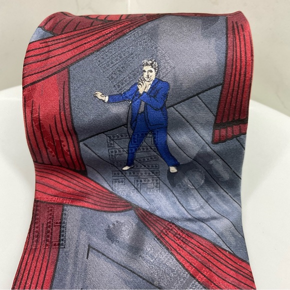 Elvis Presley Collections Vintage 100% Italian Silk tie - Picture 4 of 10